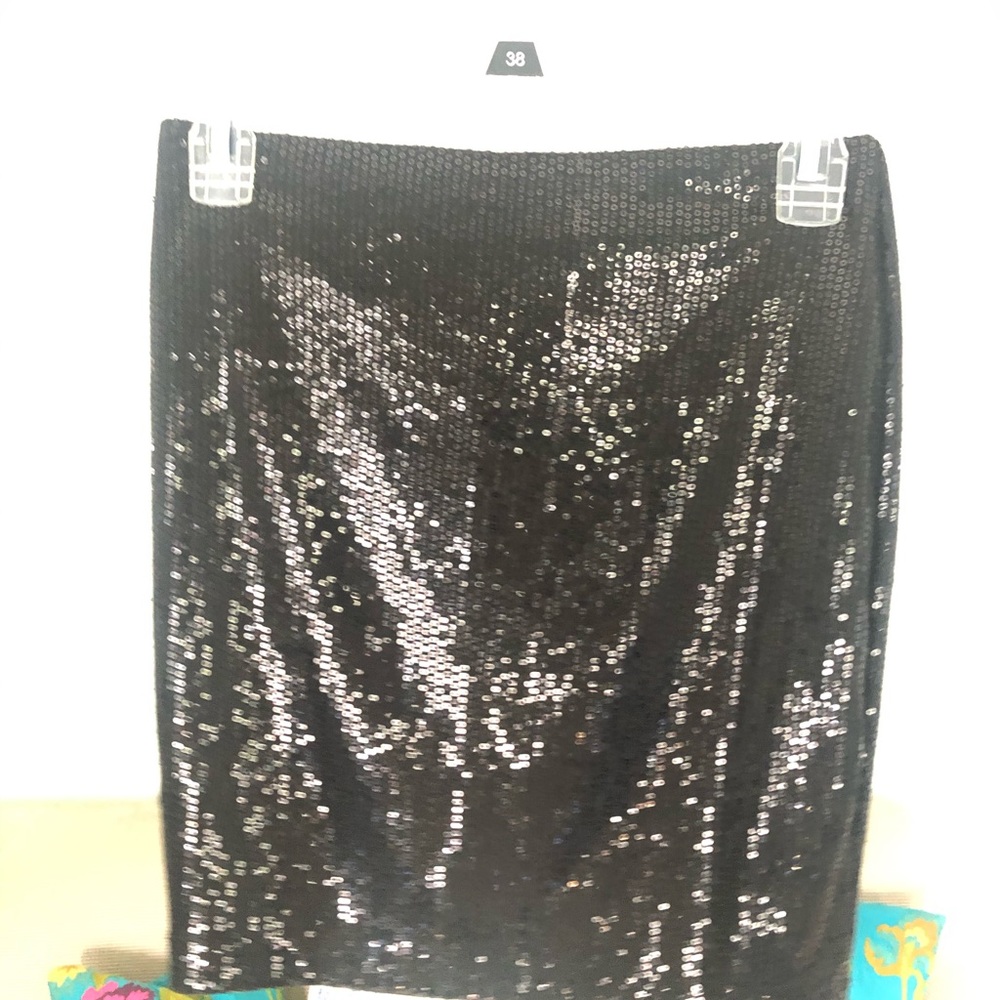 Sequined pull up black lined mini skirt